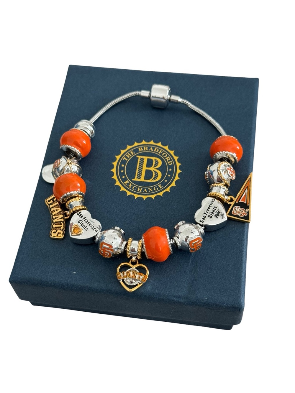 Bradford Exchange SF Giants 2012 WS Charm Bracelet